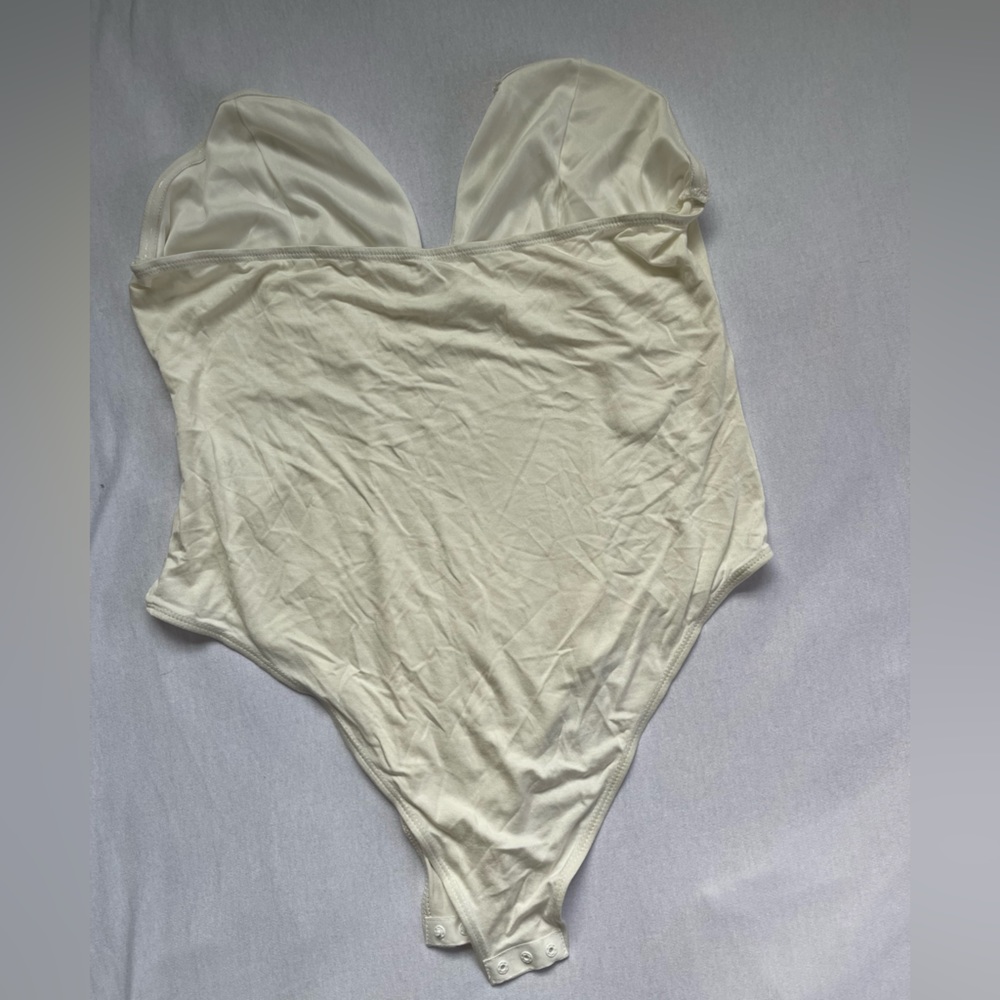 ⭐️NWOT⭐️ UNBRANDED BODY SUIT - Picture 4 of 6